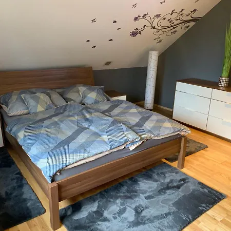 2 4* Ostrava
